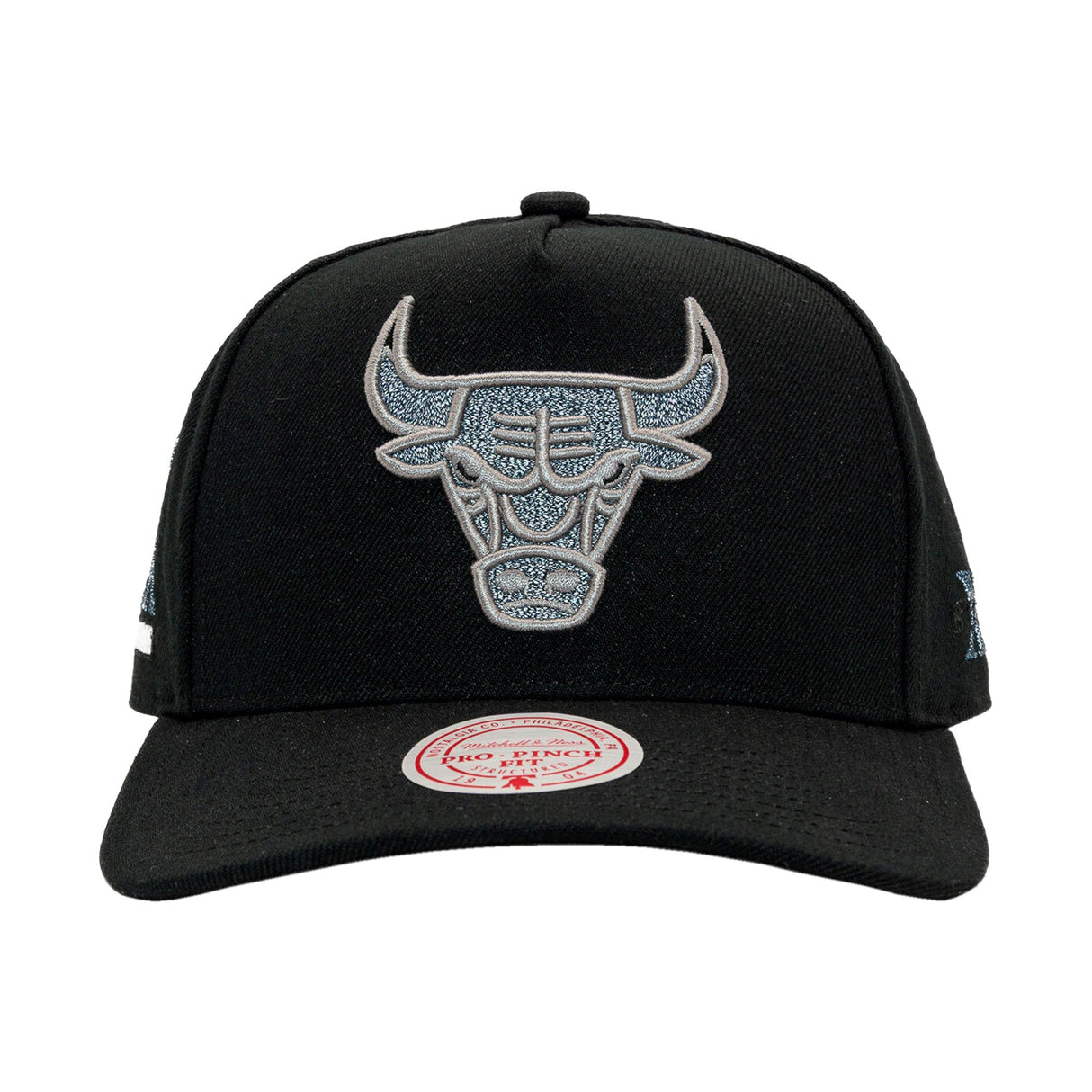 GORRA MITCHELL & NESS NBA-CHICACO BULLS HP13204-CBUBLCK MITCHELL AND NESS