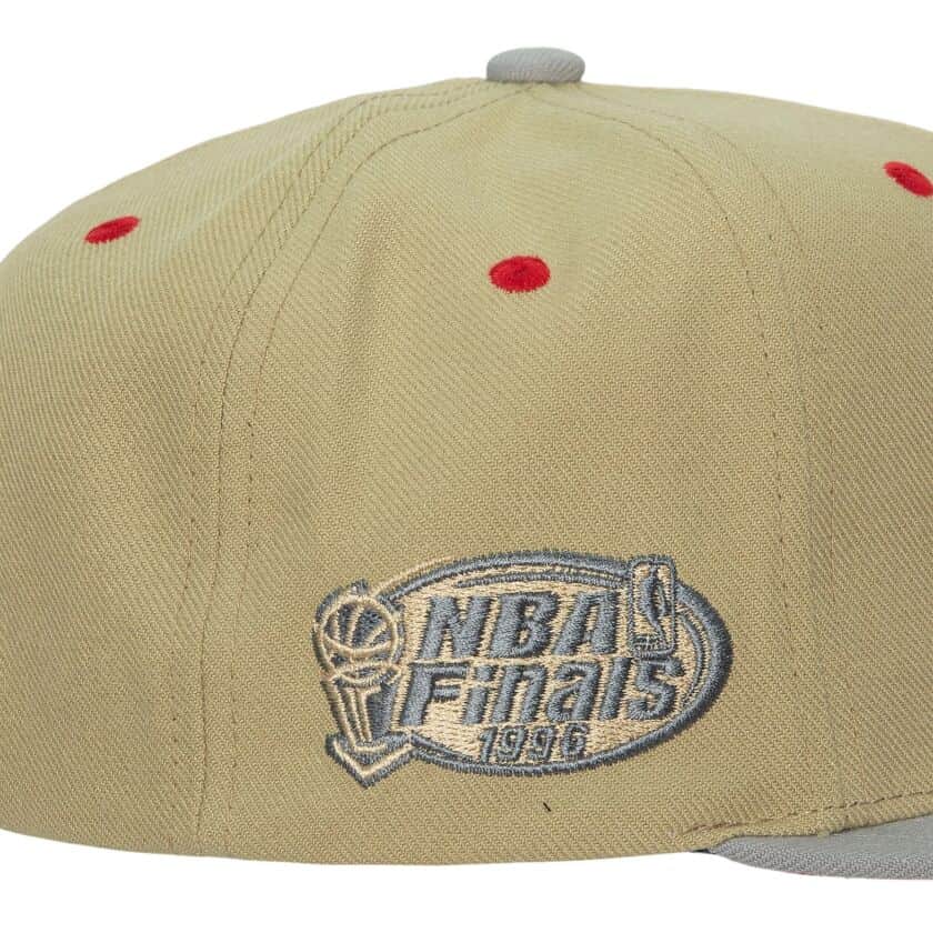 GORRA MITCHELL AND NESS NBA-CHICAGO BULLS 6HSSMM21093-CBUTAN1 MITCHELL AND NESS