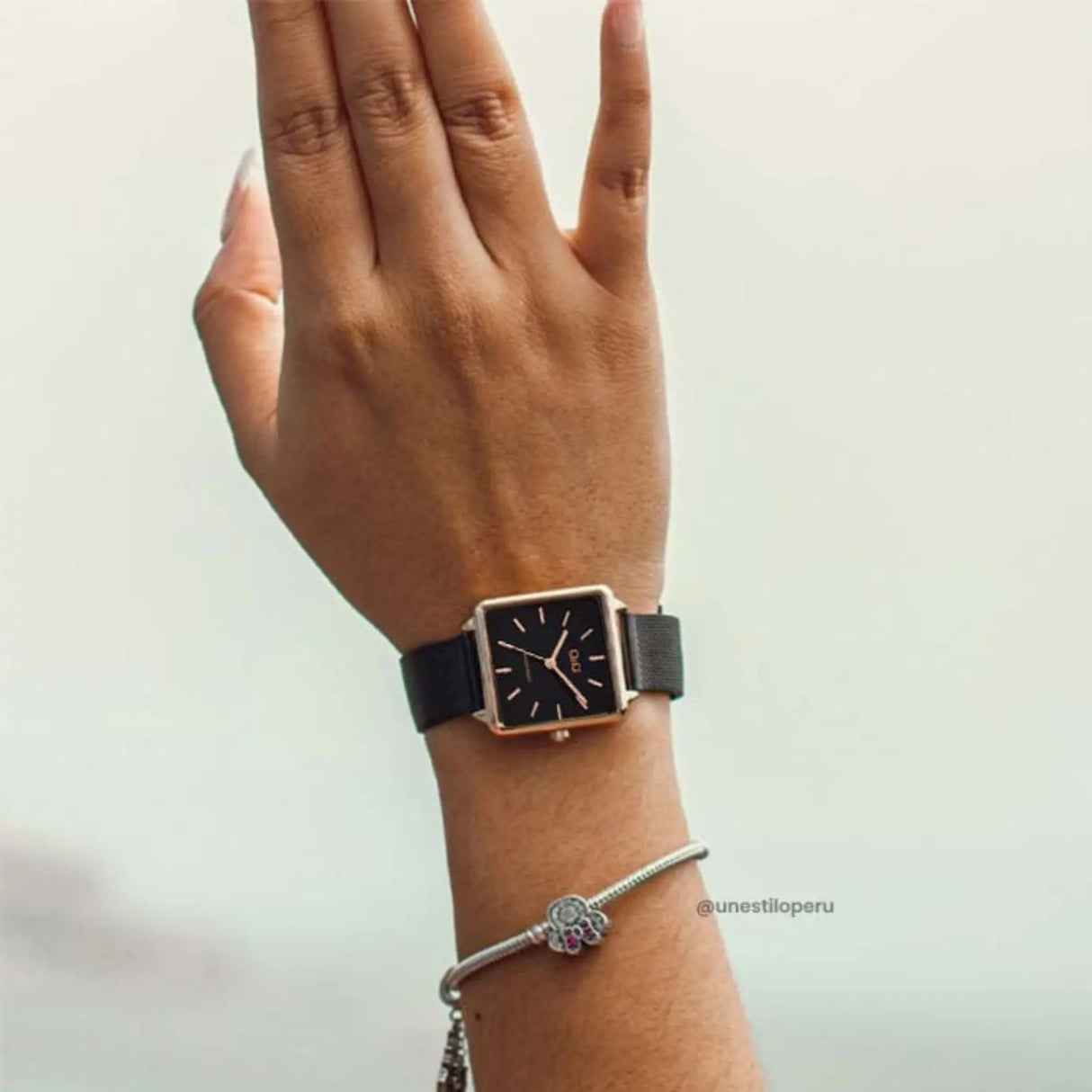 RELOJ ACUATICO MUJER QB51J402Y Q&Q Q&Q