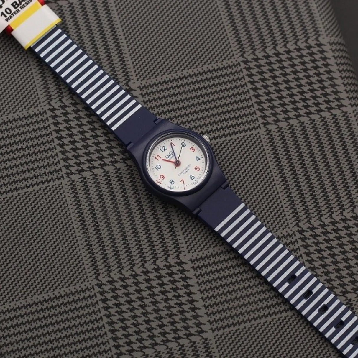 RELOJ ACUATICO MUJER VP47J029Y Q&Q CASUAL Q&Q