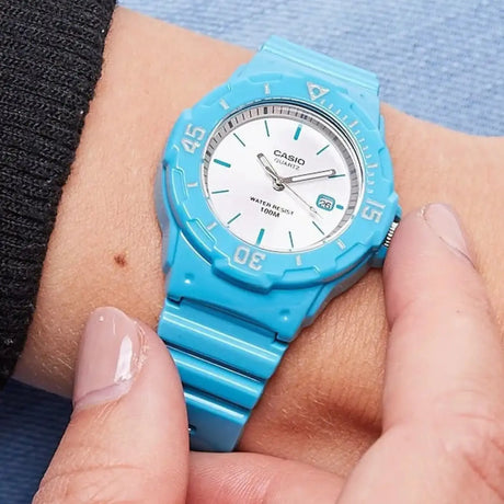RELOJ ANALOGICO MUJER LRW-200H-2E3VCF CASIO CELESTE SPORT 1030135 CASIO