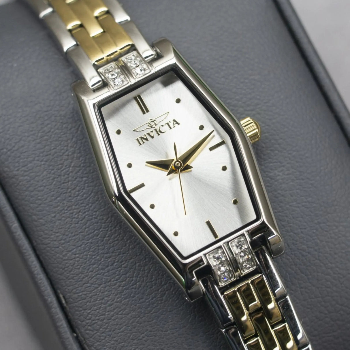 RELOJ ANALOGICO MUJER 48132 INVICTA PLATEADO CLASICO 1030226 INVICTA