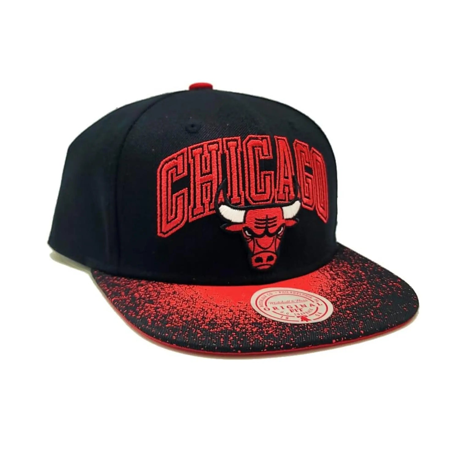 GORRA MITCHELL AND NESS  NBA RE-TAKE SNAPBACK BULLS  6HSSSH21340-CBUBLCK - SUNTIMESTORE.COM