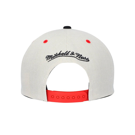 GORRA MITCHELL & NESS NBA POP PANEL SNAPBACK BULLS HHSS5290-CBUYYPPPOW - SUNTIMESTORE.COM