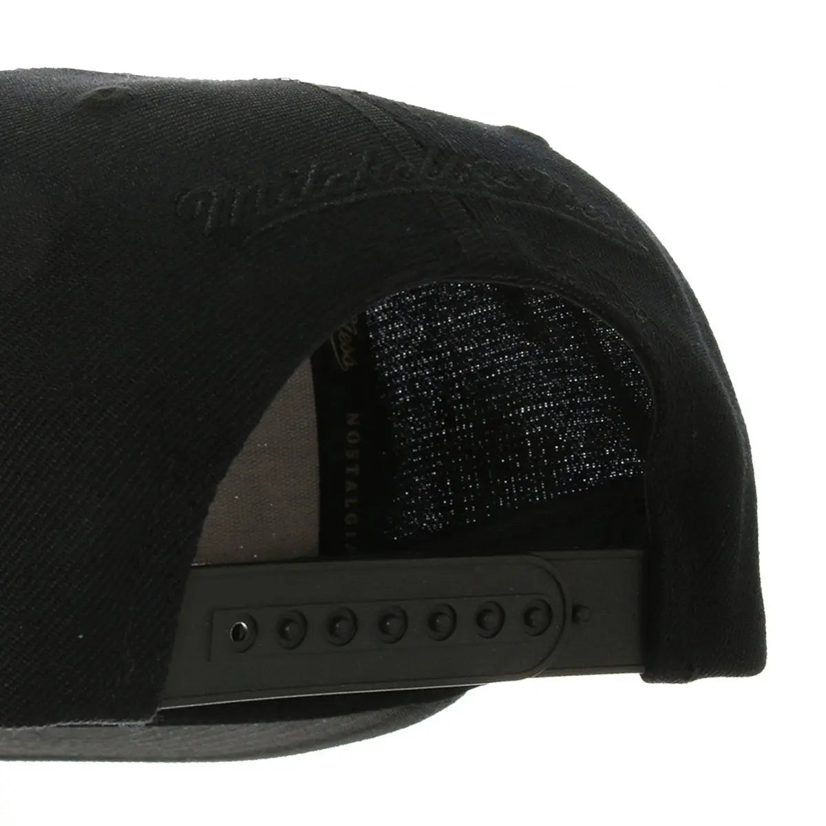 GORRA MITCHELL AND NESS NBA-CHICAGO BULLS 6HSSBC20072-CBUBLCK - SUNTIMESTORE.COM