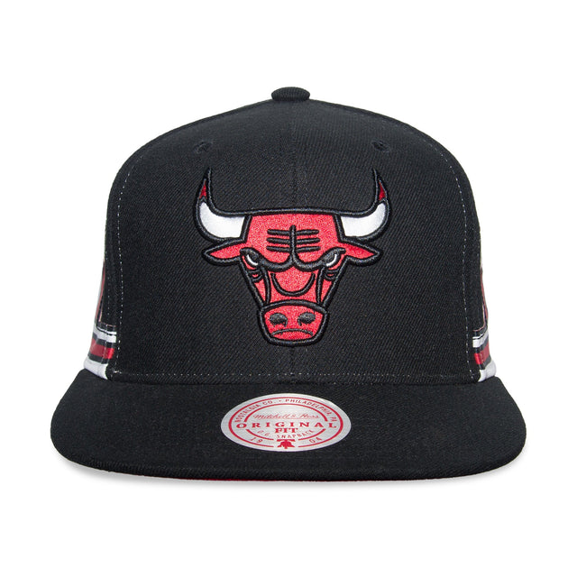 GORRA MITCHELL AND NESS  NBA-CHICAGO BULLS  6HSSLD21011-CBUBLCK MITCHELL AND NESS