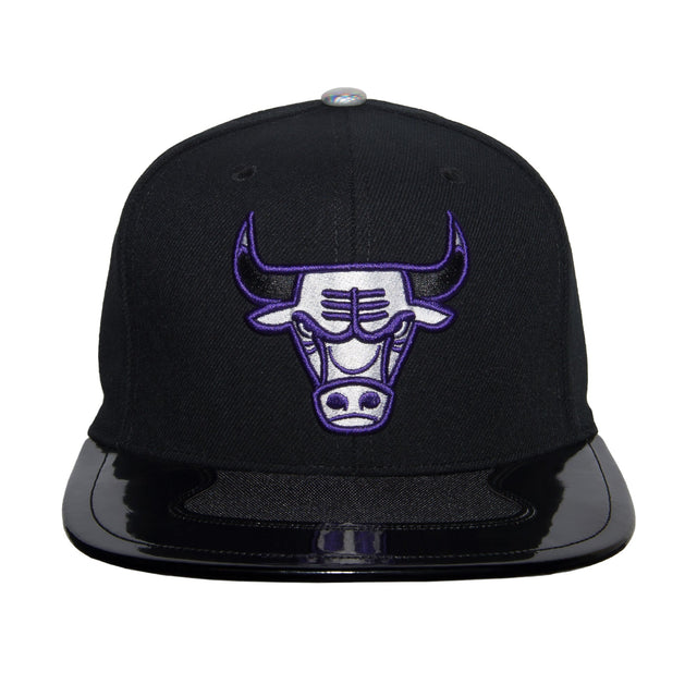 GORRA MITCHELL & NESS NBA-CHICACO BULLS  HS8033-CBUWHIT MITCHELL AND NESS