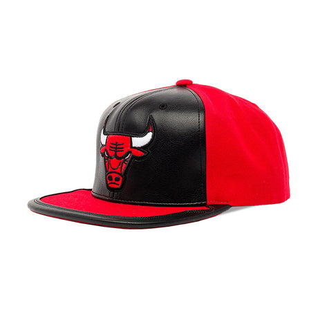 GORRA MITCHELL & NESS NBA-CHICACO BULLS  6HSSMM19224-CBUBKRD NEGRO URBANO 1030605 MITCHELL AND NESS