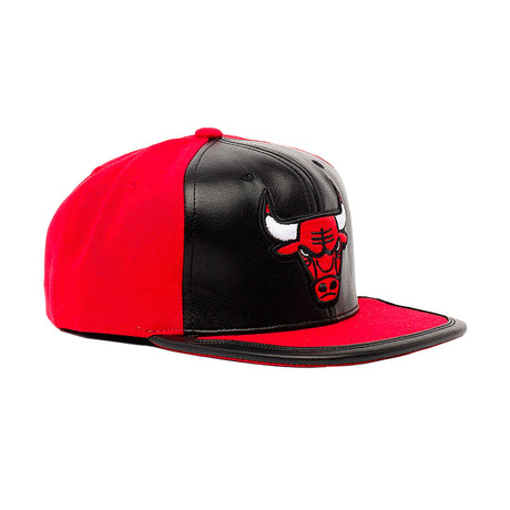 GORRA MITCHELL & NESS NBA-CHICACO BULLS  6HSSMM19224-CBUBKRD NEGRO URBANO 1030605 MITCHELL AND NESS