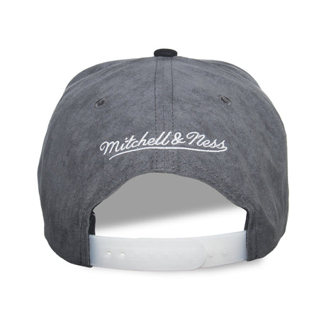 GORRA MITCHELL & NESS  NBA DAY 5 SNAPBACK BULLS HHSS1102-CBUYYPPPGREY MITCHELL AND NESS