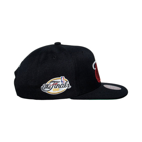 GORRA MITCHELL & NESS NBA-MIAMI HEAT HHSS2976-MHEYYPPPBLC MITCHELL AND NESS