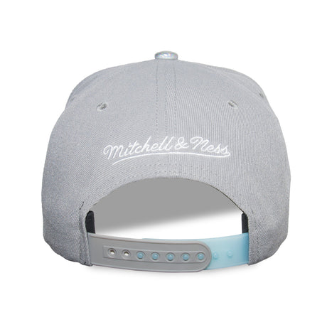 GORRA MITCHELL & NESS NBA-CHICACO BULLS  HS8033-CBUGREY URBANO PLOMO 1030612 MITCHELL AND NESS