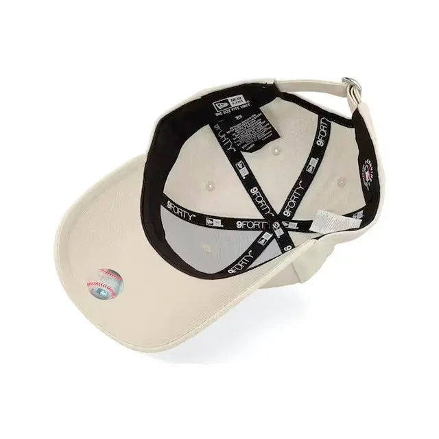 GORRA NEW ERA 9FORTY MUJER MLB NEW YORK YANKEES CREAM NEW ERA