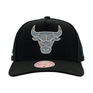 GORRA MITCHELL & NESS NBA-CHICACO BULLS HP13204-CBUBLCK MITCHELL AND NESS