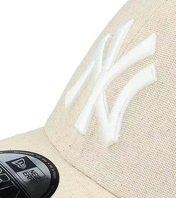 GORRA NEW ERA 9FORTY MUJER MLB NEW YORK YANKEES CREAM NEW ERA