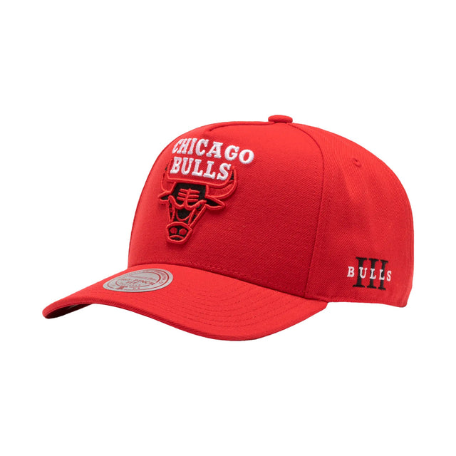 GORRA MITCHELL & NESS NBA-CHICAGO BULLS HP13208-CBURDRD MITCHELL AND NESS