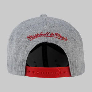 GORRA MITCHELL AND NESS  NBA-CHICAGO BULLS  HHSS3272-CBUYYPPPGYH MITCHELL AND NESS
