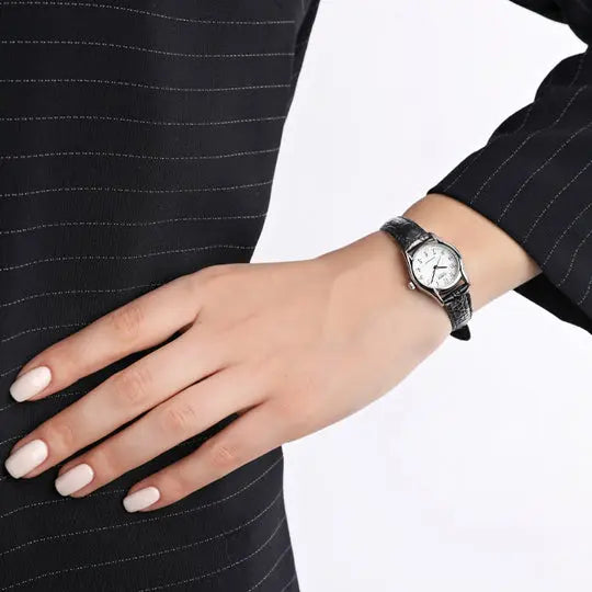 RELOJ ACUATICO MUJER LTP-1094E-7B CASIO CASIO