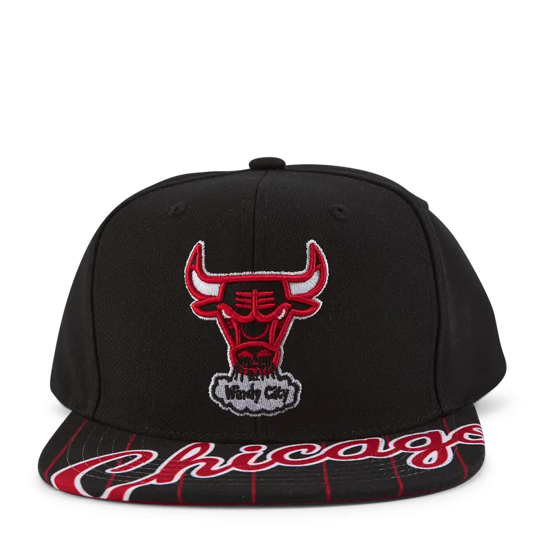 GORRA MITCHELL AND NESS  NBA-CHICAGO BULLS  6HSSMM21015-CBUBLCK MITCHELL AND NESS