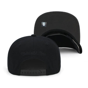 GORRA MITCHELL AND NESS  NBA-CHICAGO BULLS  6HSSJS19285-CBUBLCK