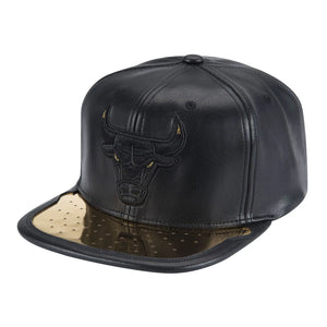 GORRA MITCHELL AND NESS  NBA-CHICAGO BULLS  6HSSMM19229-CBUBKGD MITCHELL AND NESS