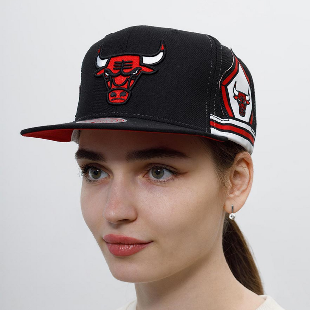 GORRA MITCHELL AND NESS  NBA-CHICAGO BULLS  6HSSLD21011-CBUBLCK