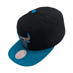 GORRA MITCHELL & NESS  NBA MAKE CENTS SNAPBACK BULLS  HHSS5740-CBUYYPPPBK NEGRO URBANO 1026547