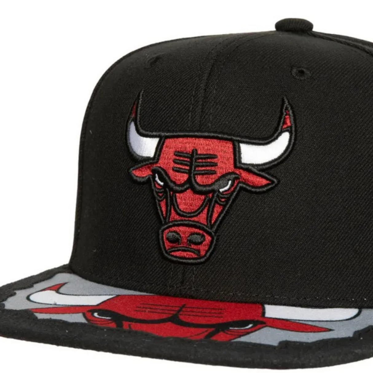 GORRA MITCHELL & NESS  NBA MUNCH TIME SNAPBACK BULLS  HHSS5725-CBUYYPPPBL NEGRO URBANO 1026545