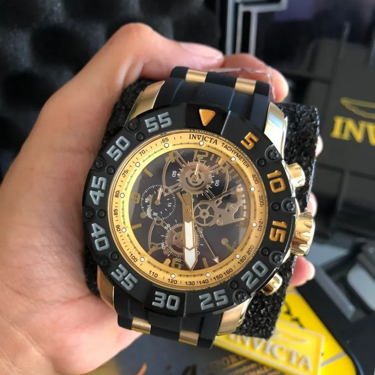 RELOJ ANALOGICO HOMBRE 48065 INVICTA	NEGRO SPORT 1030271