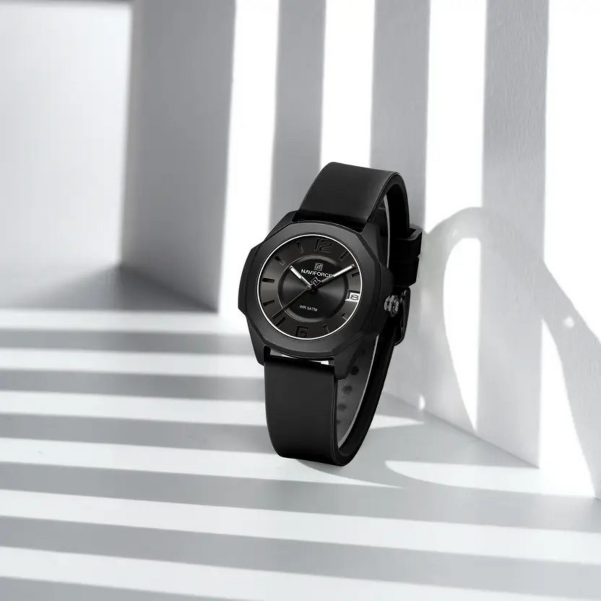 RELOJ ANALOGICO MUJER NF7107 NAVIFORCE NEGRO CASUAL 1030879