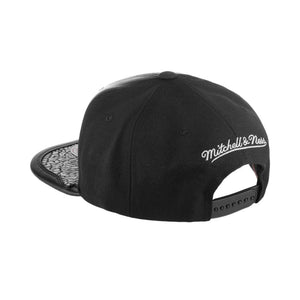 GORRA MITCHELL AND NESS  NBA DAY ONE SNAPBACK BULLS  6HSSMM19225-CBUBKGY MITCHELL AND NESS