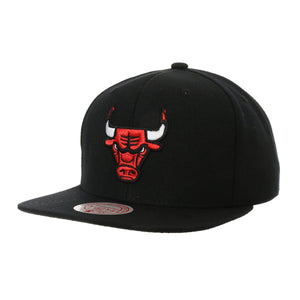GORRA MITCHELL AND NESS  NBA-CHICAGO BULLS  6HSSBC20072-CBUBLCK