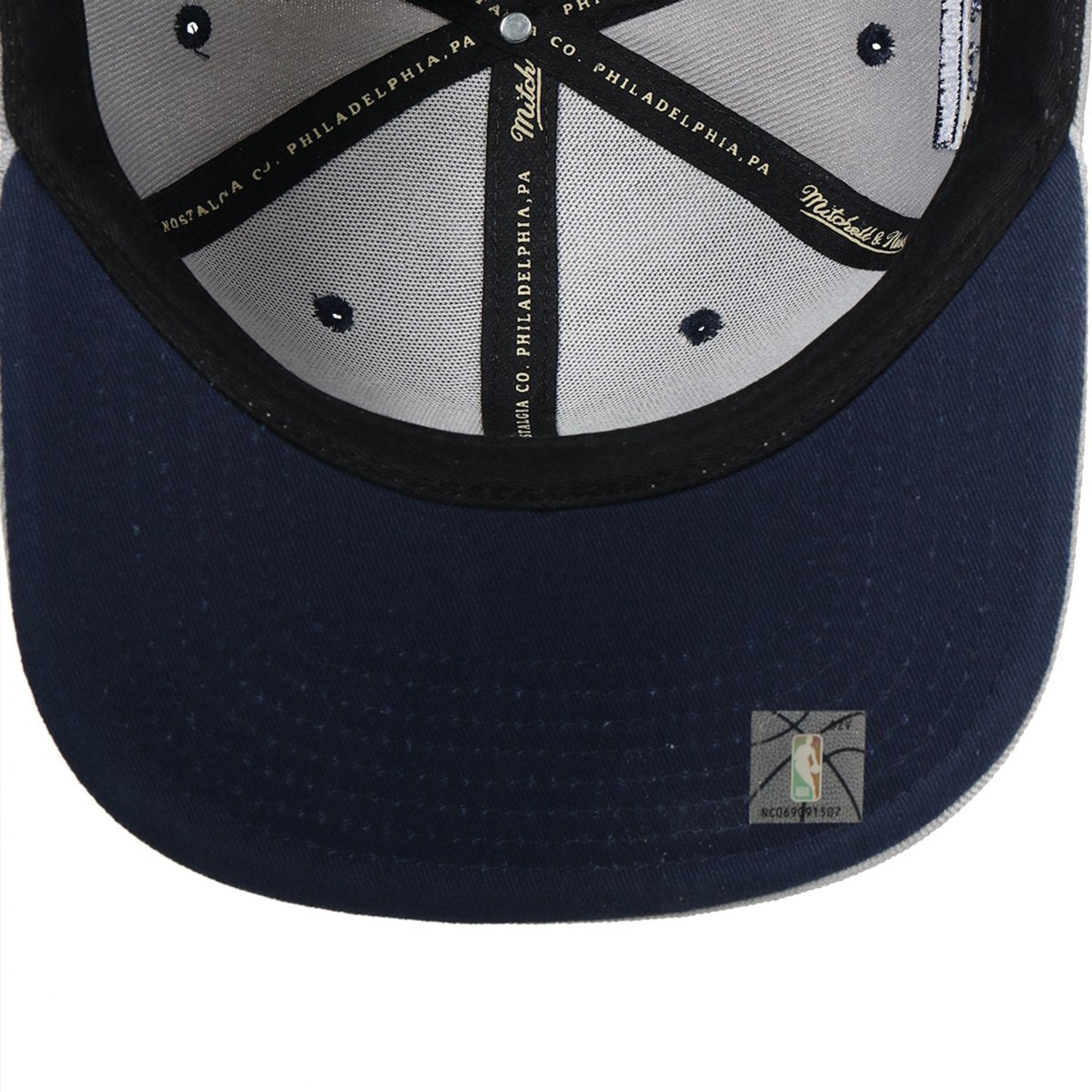 GORRA MITCHELL AND NESS  NBA-CHICAGO BULLS  6HSSSH22009-CBUGREY