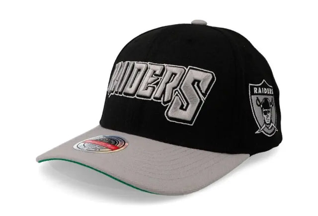 GORRA MITCHELL AND NESS  NBA-OAKLAND RAIDERS  HHSS4939-ORAYYPPPBLC MITCHELL AND NESS