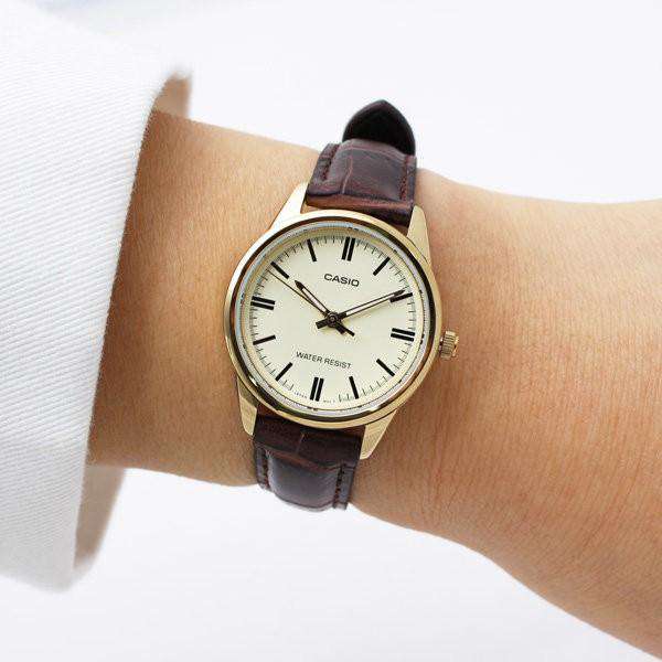 RELOJ ACUATICO MUJER LTP-V005GL-9A CASIO