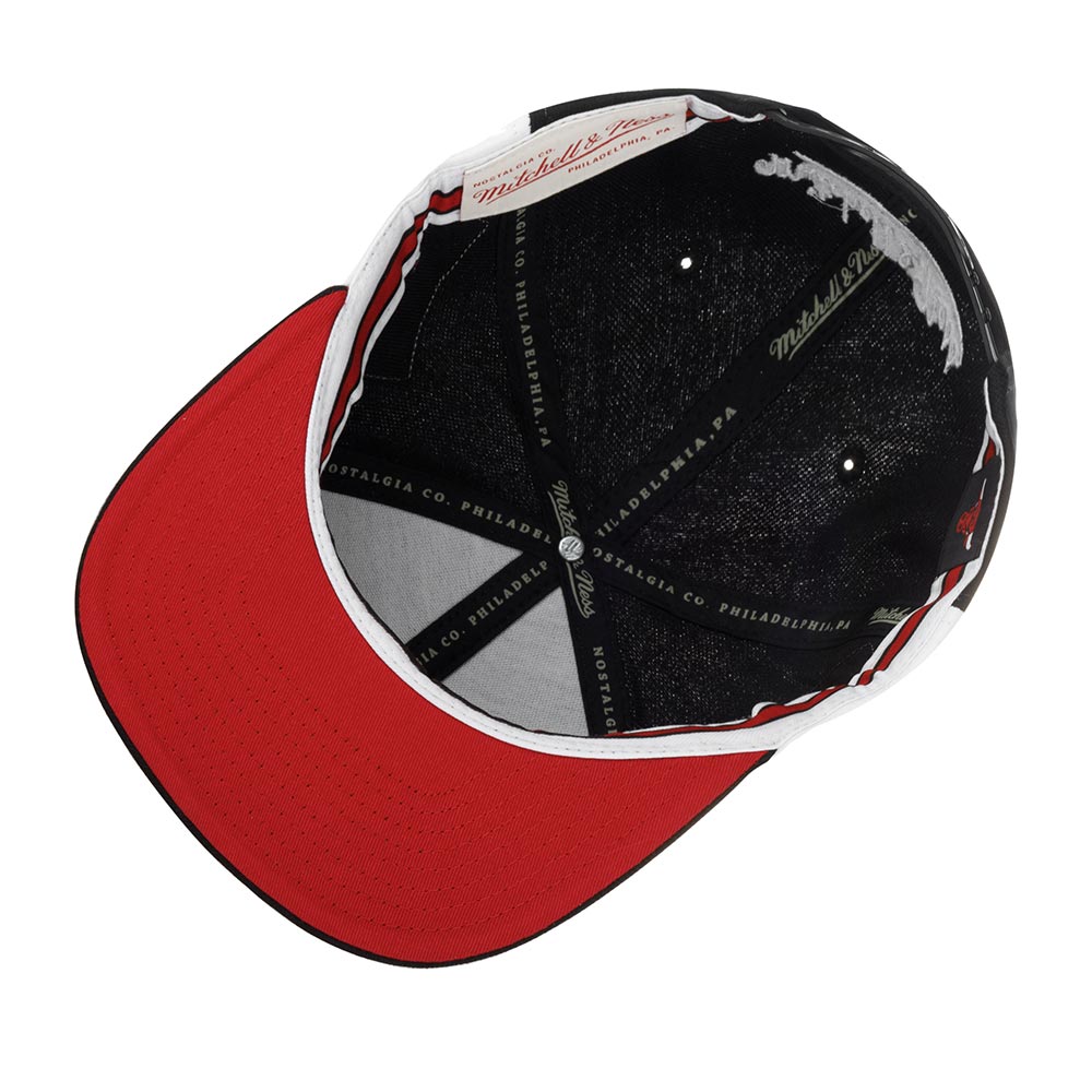 GORRA MITCHELL AND NESS  NBA-CHICAGO BULLS  6HSSLD21011-CBUBLCK