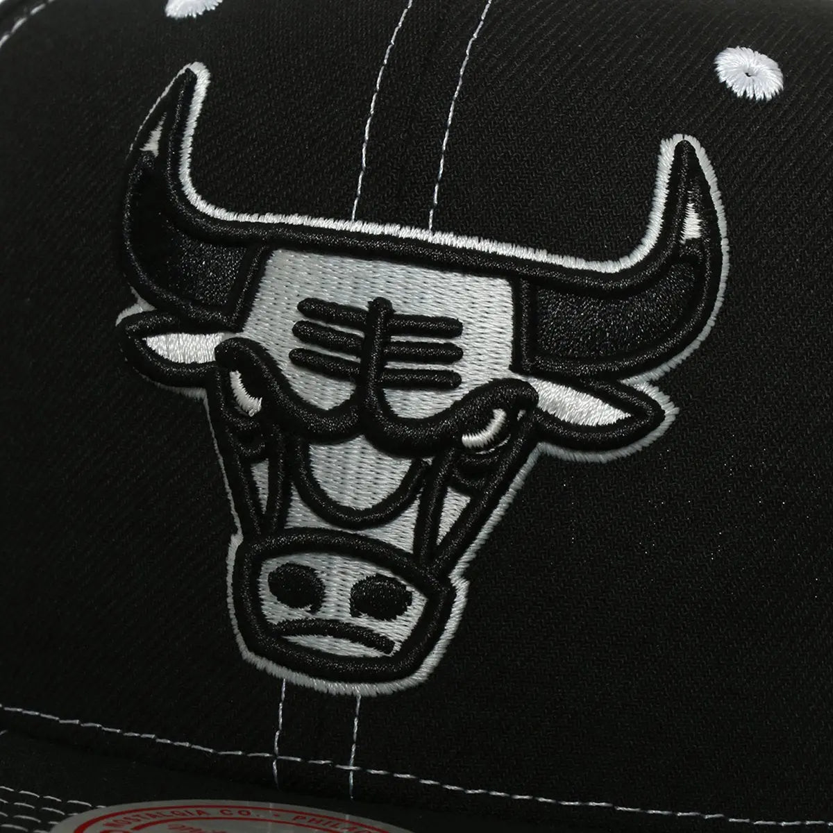 GORRA MITCHELL AND NESS  NBA-CHICAGO BULLS  6HSSMM21024-CBUBLCK MITCHELL AND NESS