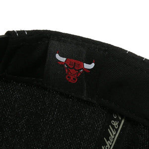 GORRA MITCHELL AND NESS  NBA-CHICAGO BULLS  6HSSMM21024-CBUBLCK MITCHELL AND NESS