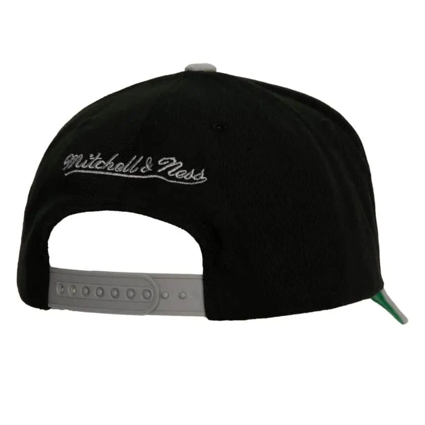 GORRA MITCHELL AND NESS  NBA-OAKLAND RAIDERS  HHSS4939-ORAYYPPPBLC MITCHELL AND NESS