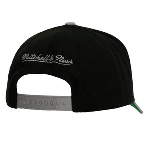GORRA MITCHELL AND NESS  NBA-OAKLAND RAIDERS  HHSS4939-ORAYYPPPBLC MITCHELL AND NESS