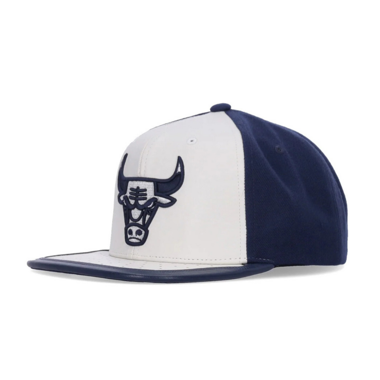 GORRA MITCHELL & NESS NBA-CHICACO BULLS  HHSS4374-CBUYYPPPNYW BLANCO URBANO 1030609