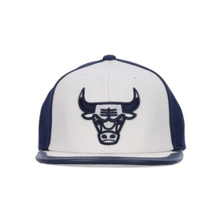 GORRA MITCHELL & NESS NBA-CHICACO BULLS  HHSS4374-CBUYYPPPNYW BLANCO URBANO 1030609
