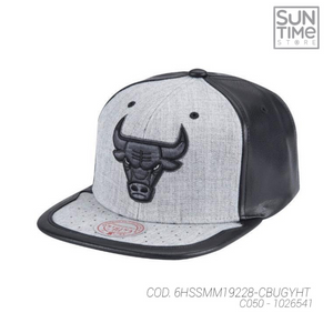 GORRA MITCHELL & NESS NBA-CHICACO BULLS  6HSSMM19228-CBUGYHT PLOMO URBANO 1030608