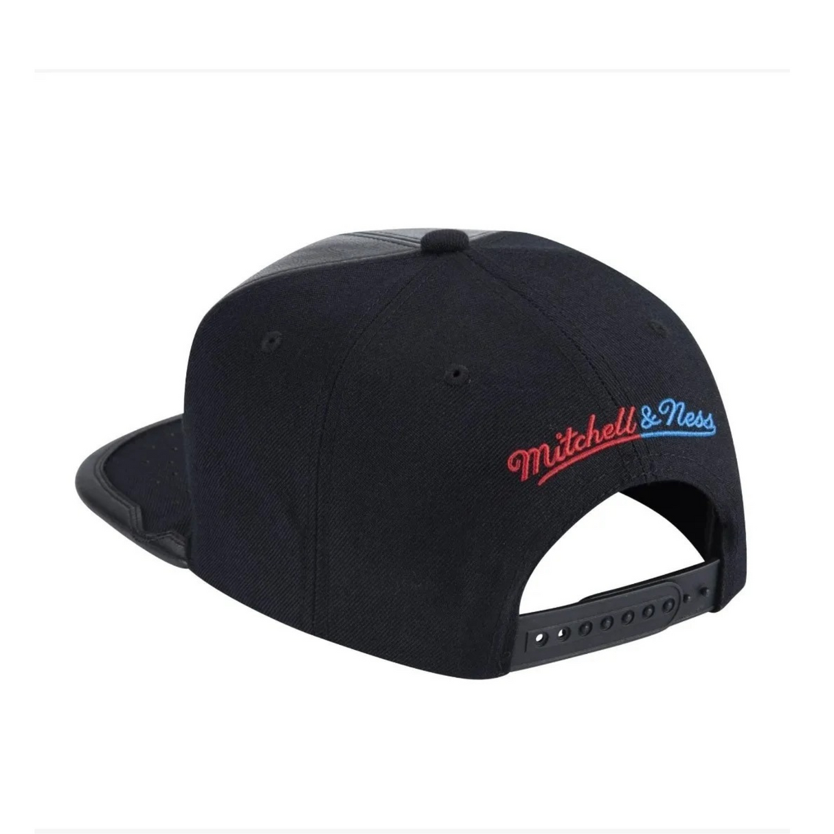 GORRA MITCHELL & NESS NBA-CHICACO BULLS  6HSSMM19227-CBUBLCK NEGRO URBANO 1030607