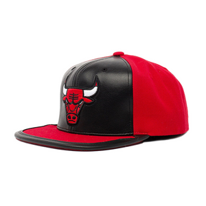GORRA MITCHELL & NESS NBA-CHICACO BULLS  6HSSMM19224-CBUBKRD NEGRO URBANO 1030605