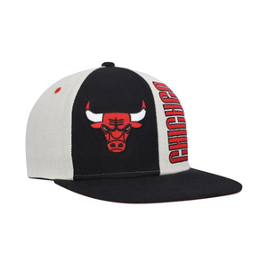 GORRA MITCHELL & NESS  NBA POP PANEL SNAPBACK BULLS  HHSS5290-CBUYYPPPOW BEIGE URBANO 1026543
