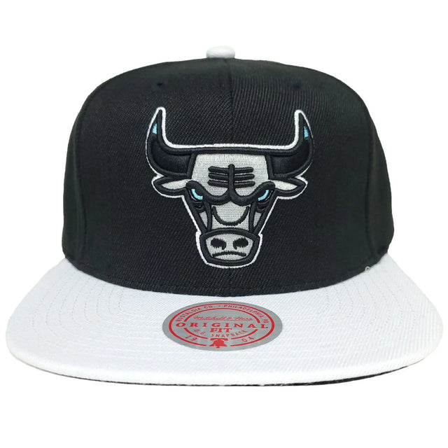 GORRA MITCHELL AND NESS  NBA-CHICAGO BULLS  6HSSMM20267-CBUBKWH MITCHELL AND NESS